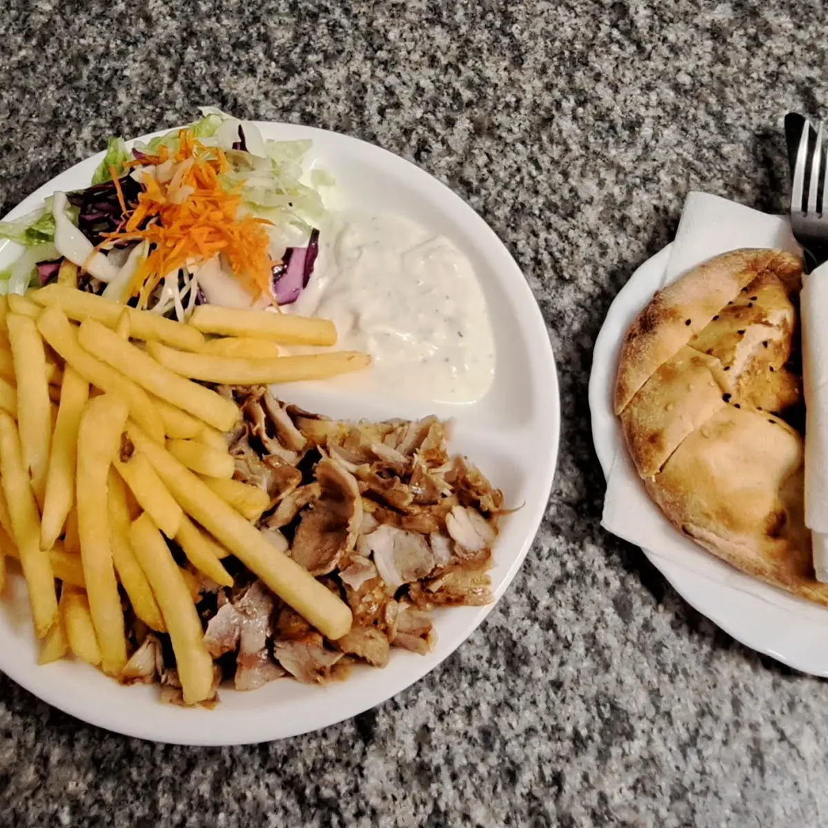 Kebap Teller Mit Pommes