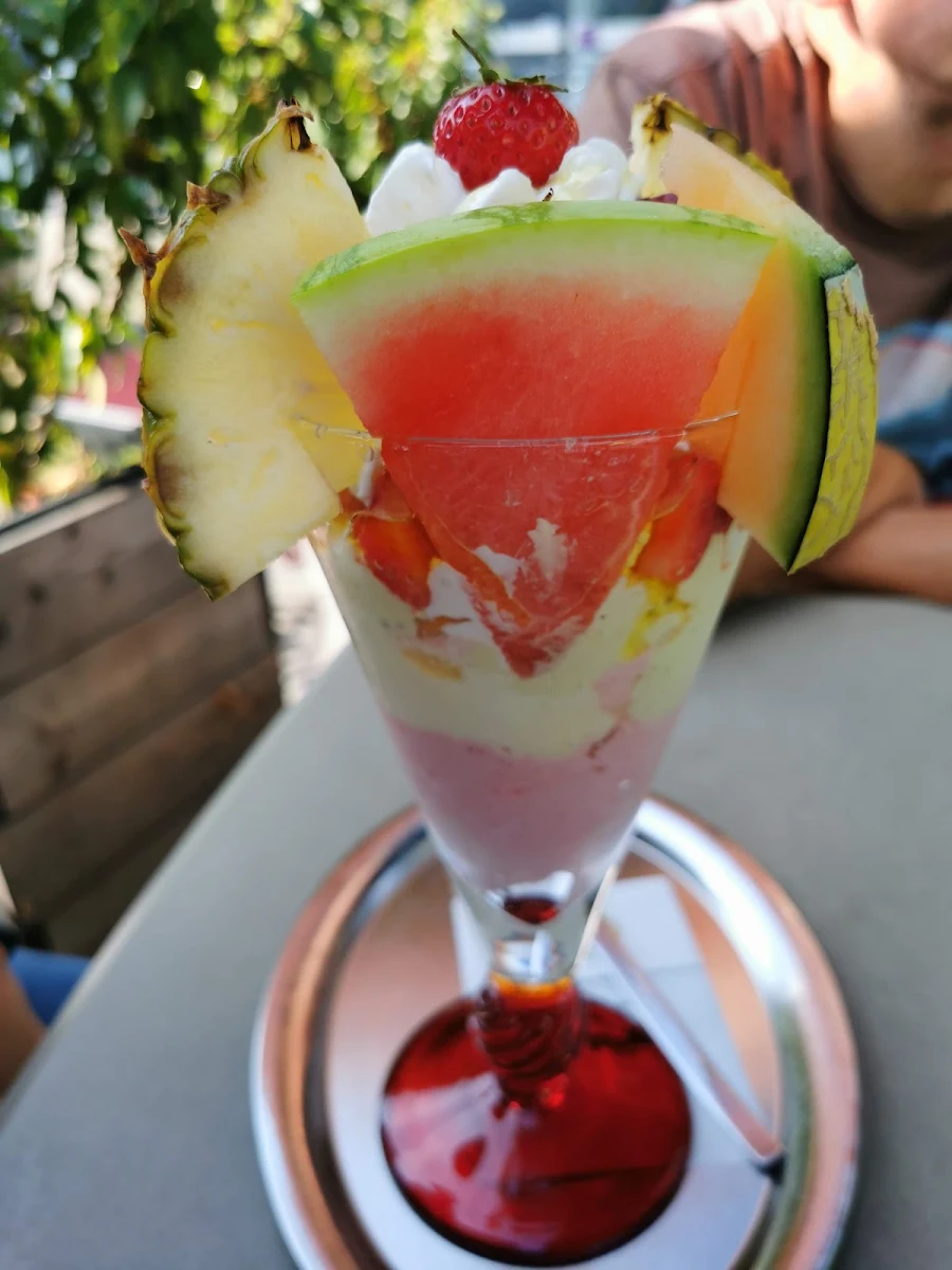 Fruchtbecher