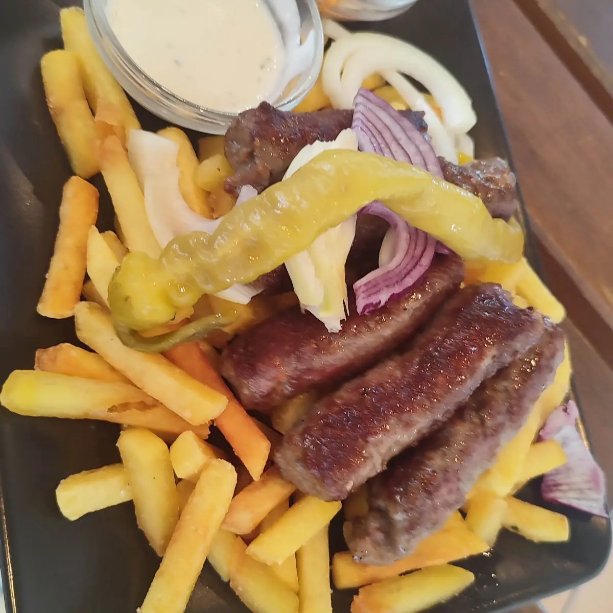 Cevapcici Mit Pommes