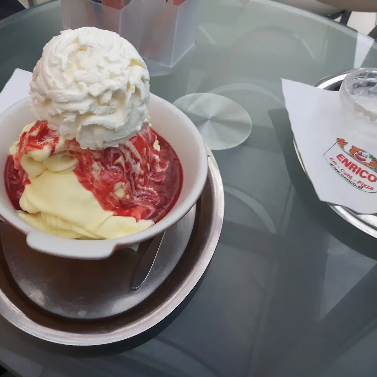 Eis Spaghetti