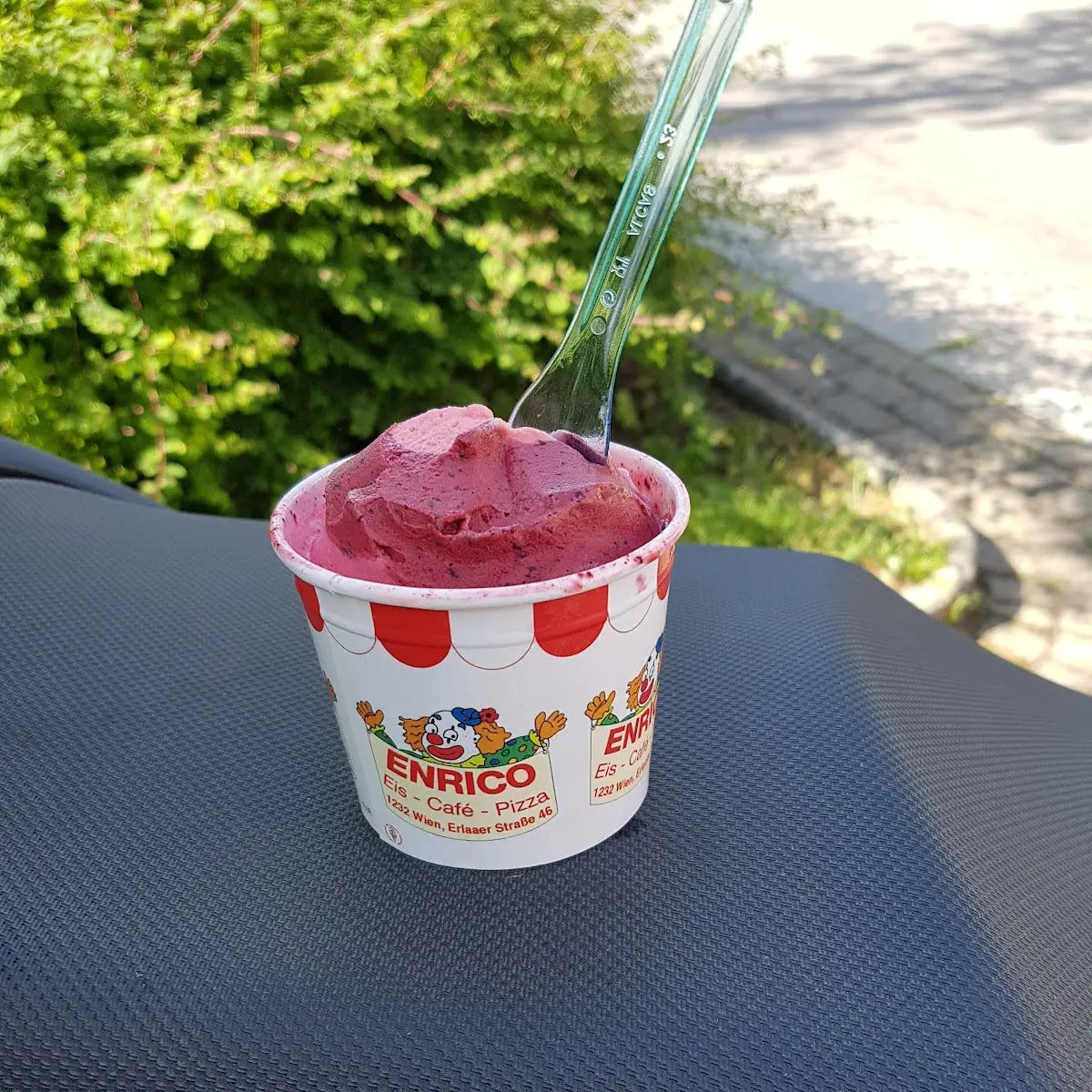 Gemischtes Fruchteis