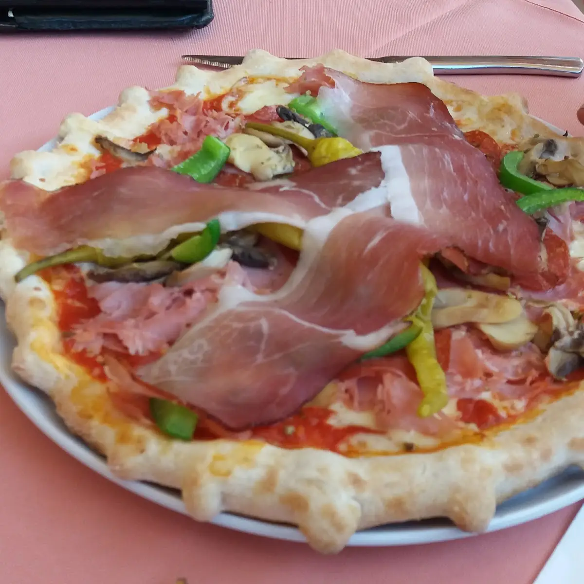 Pizza Diavolo