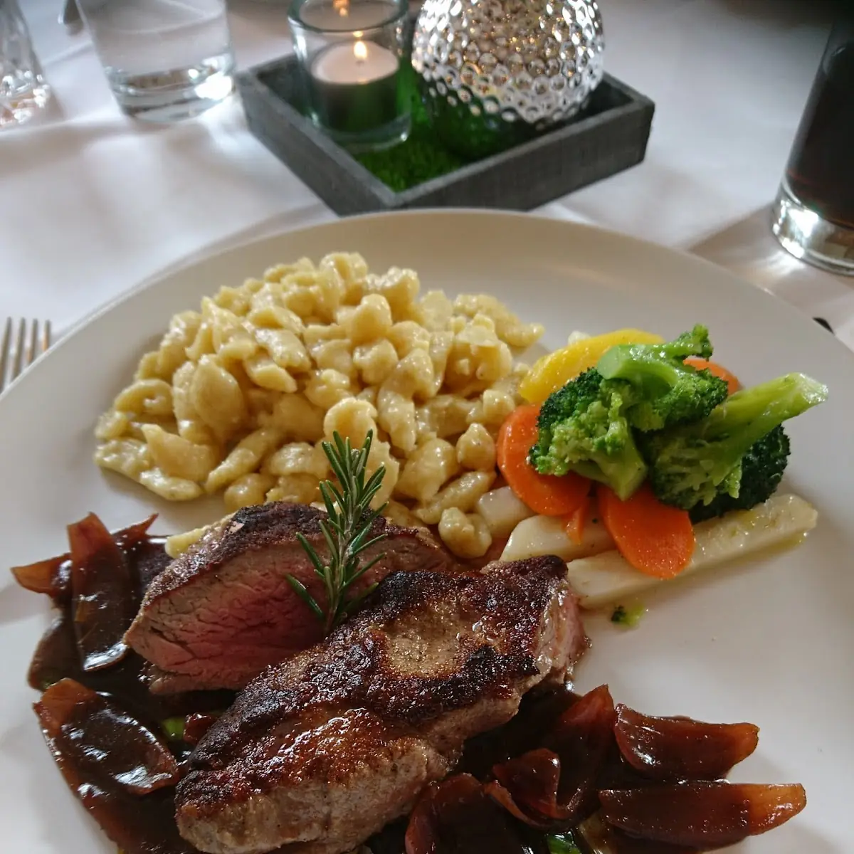 Rinderfilet Auf Einer Balsamico Sauce
