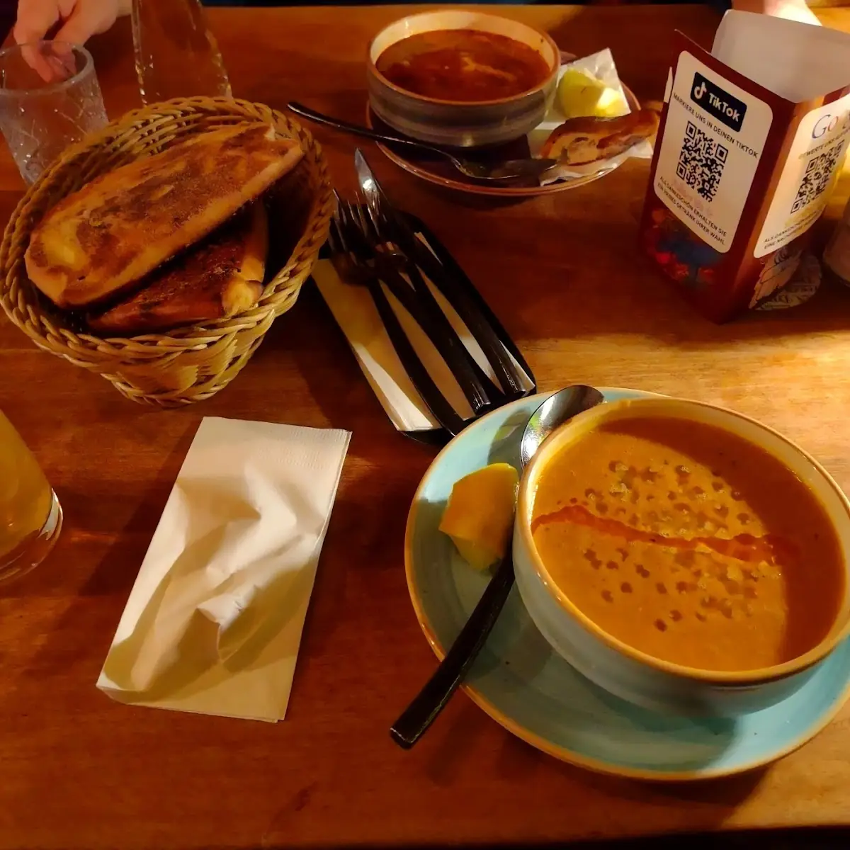 Hühnersuppe & Linsensuppe