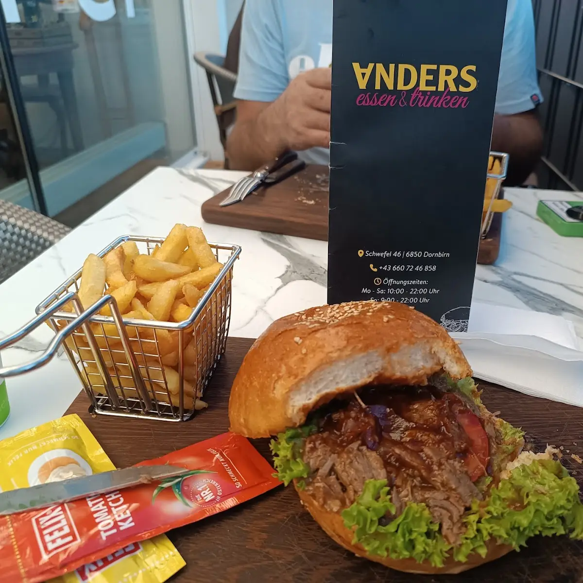 Pulled Pork Burger