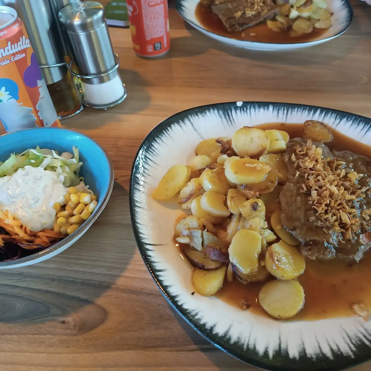 Rindsschnitzel Mit Bratkartoffeln