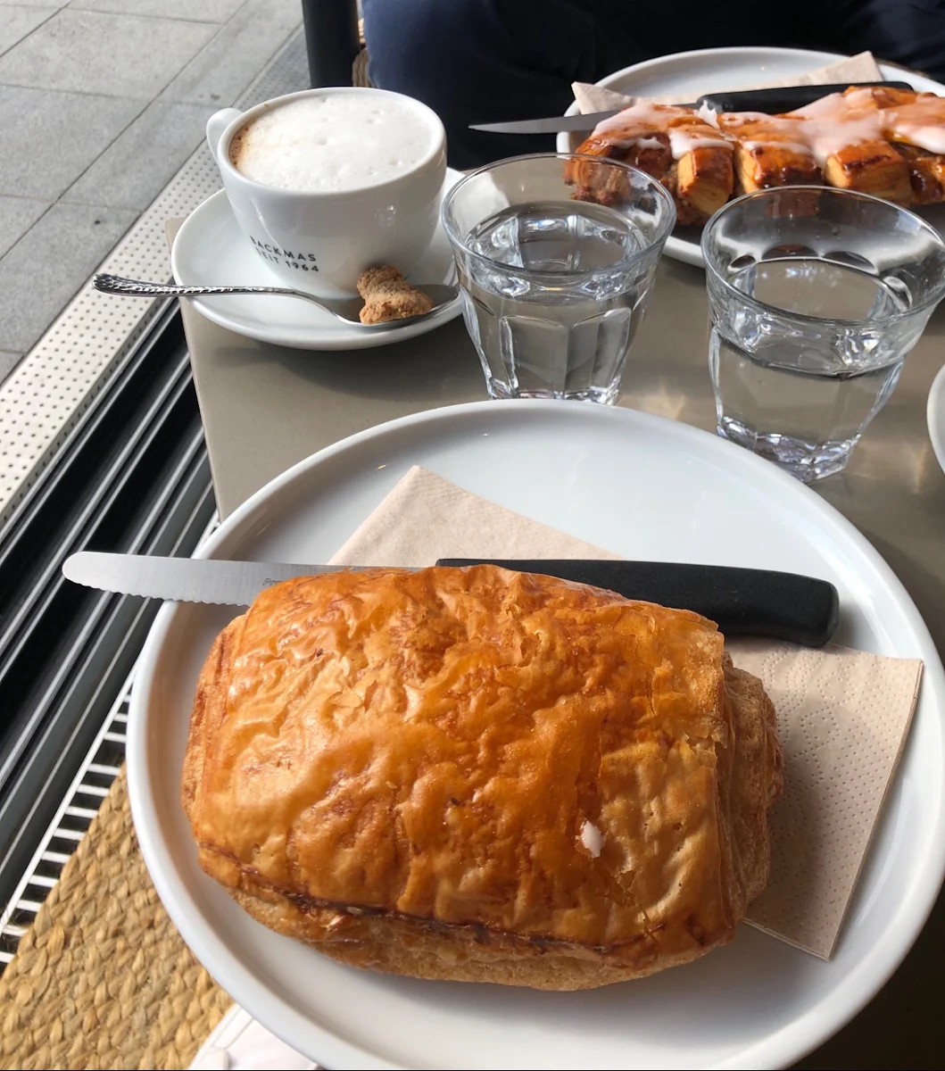 Pain Au Chocolat