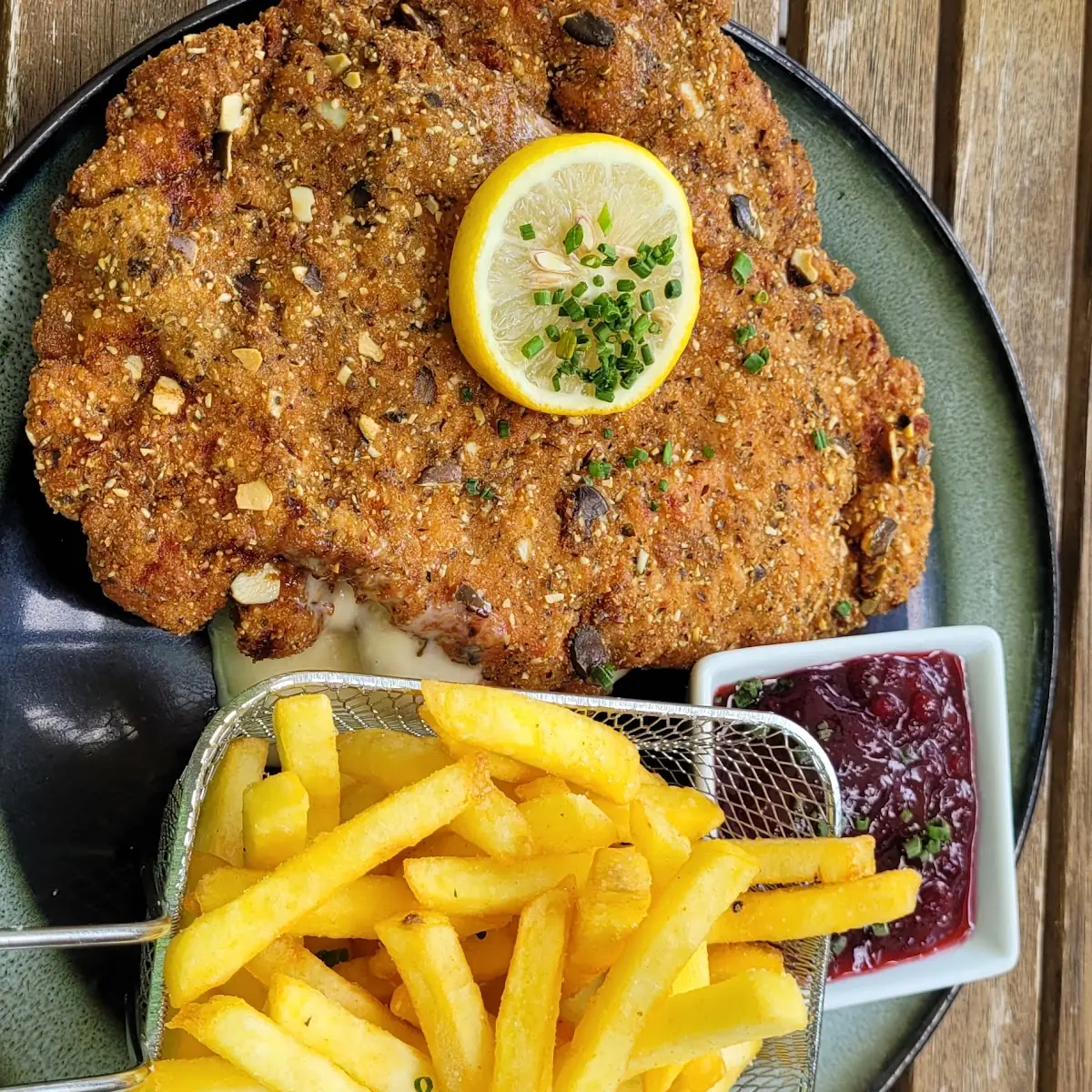 Wiener Mit Pommes