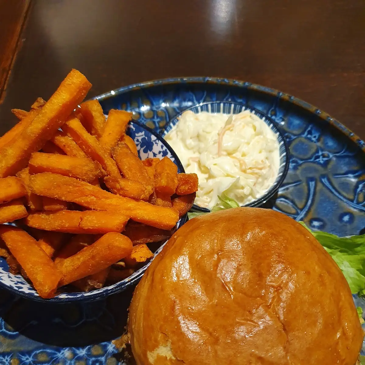 Mr. President Pulled Pork Burger
