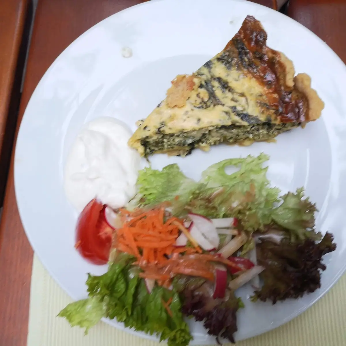 Gorgonzola-spinat Quiche