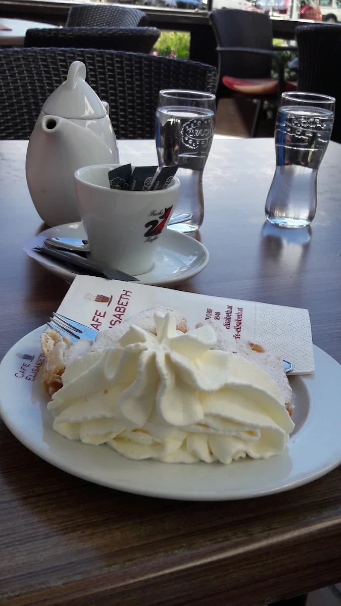 Apple Strudel