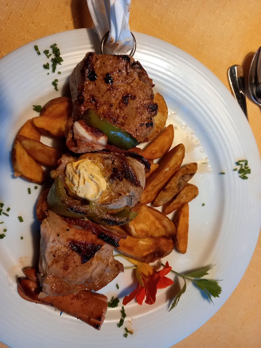 Grillspiess Mit Kartoffelspalten