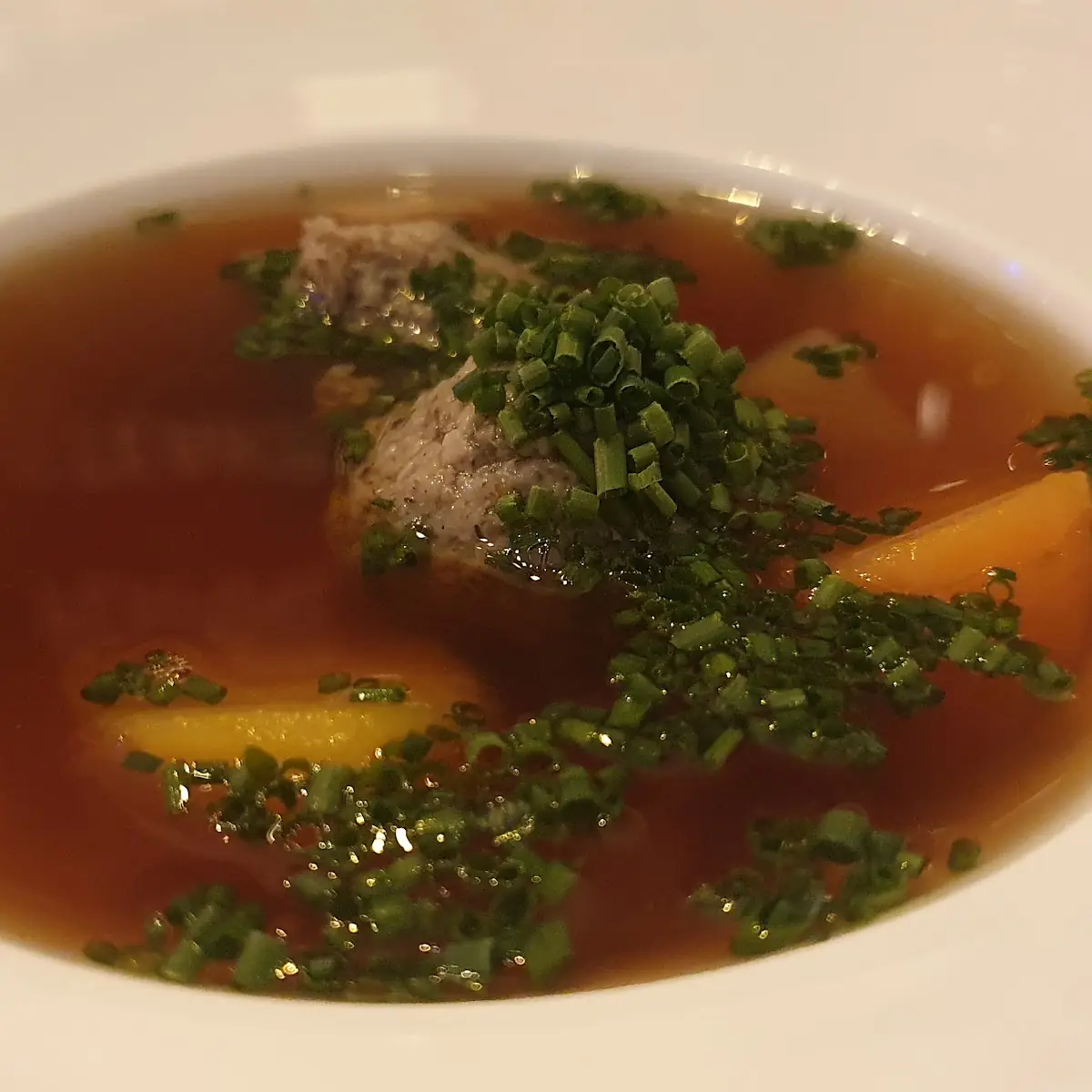 Leberknödelsuppe