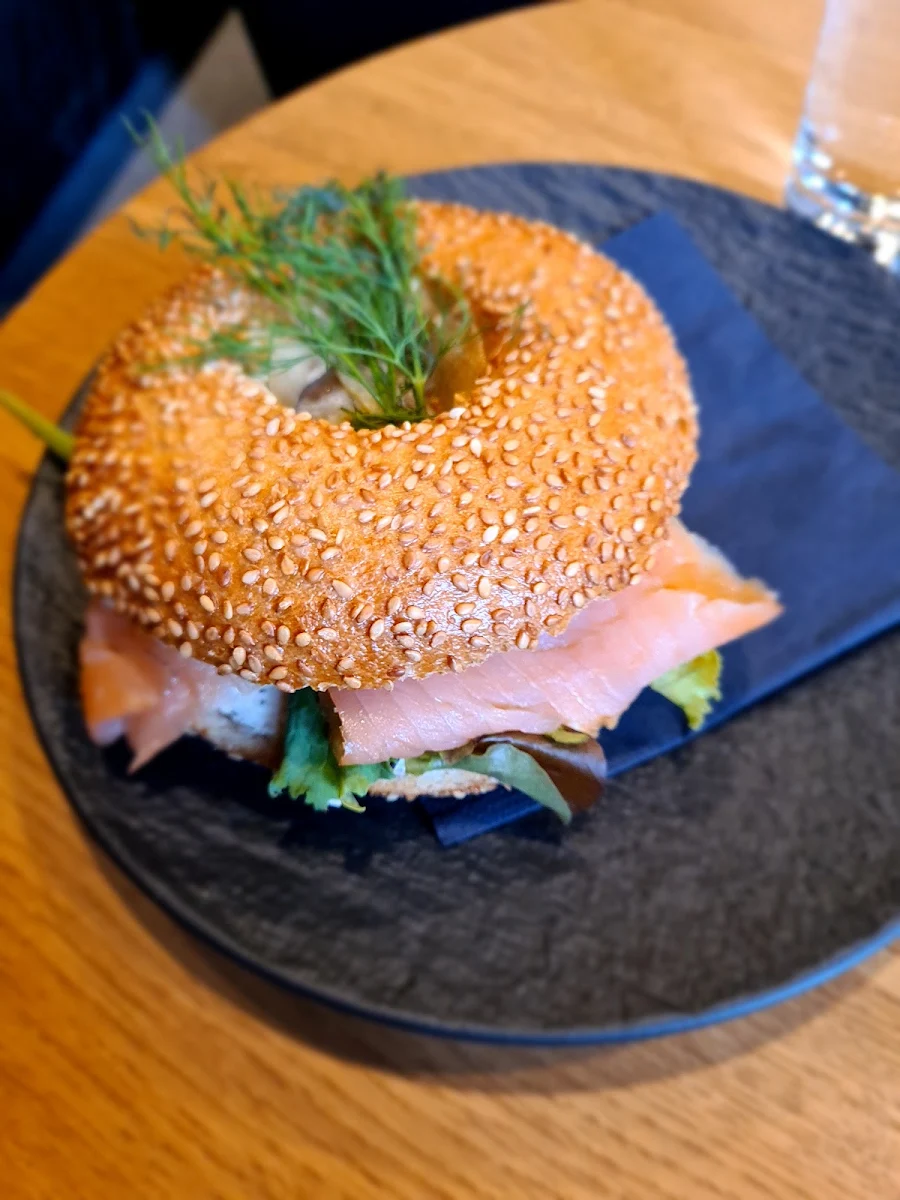 Lachsbagel