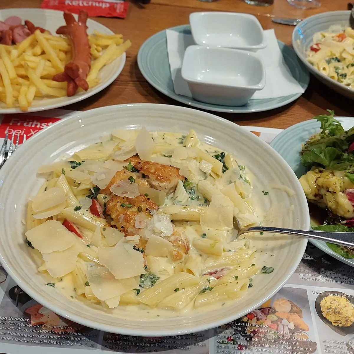 Penne Mit Hühnerfleisch & Spinat