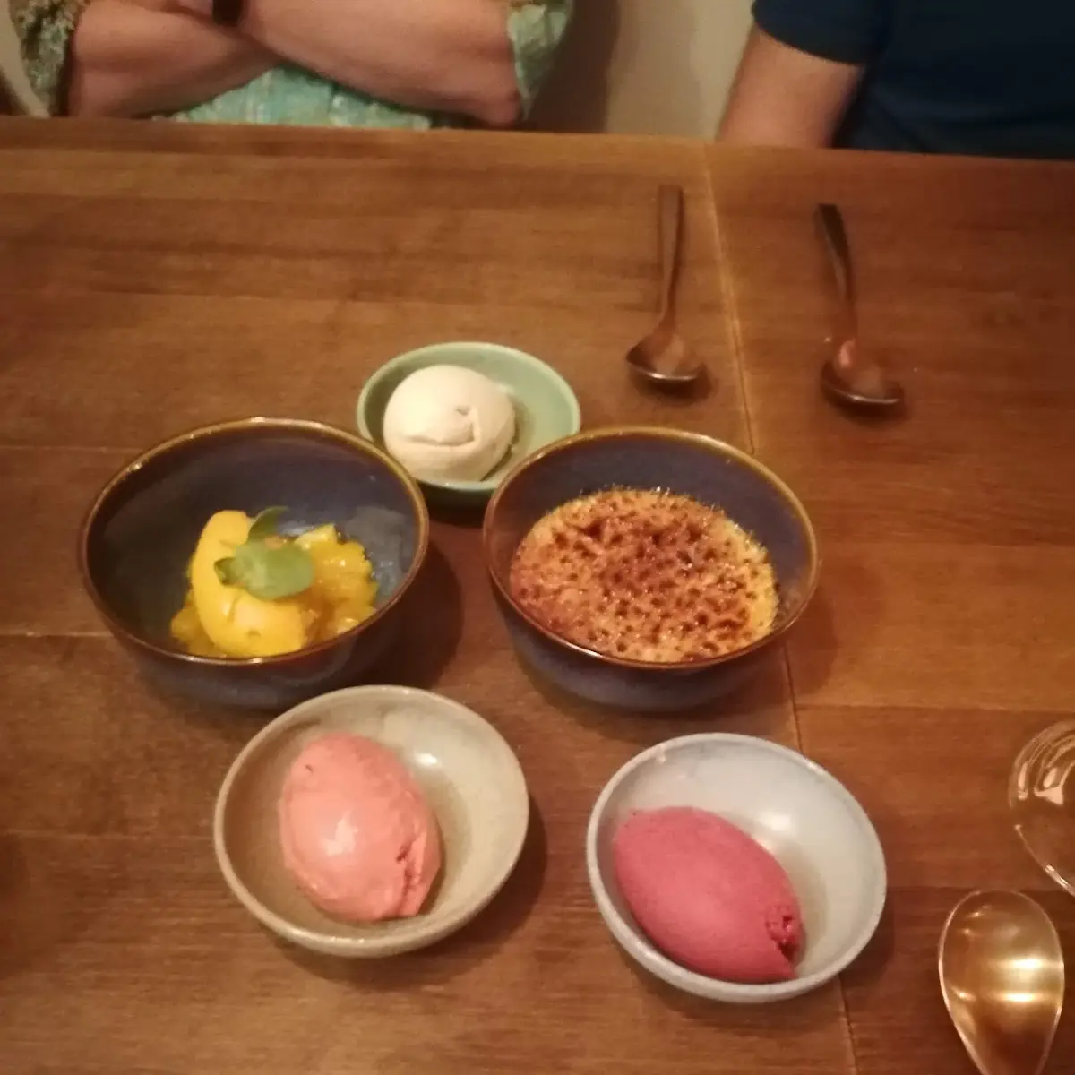 Crema Catalana Und Sorbet