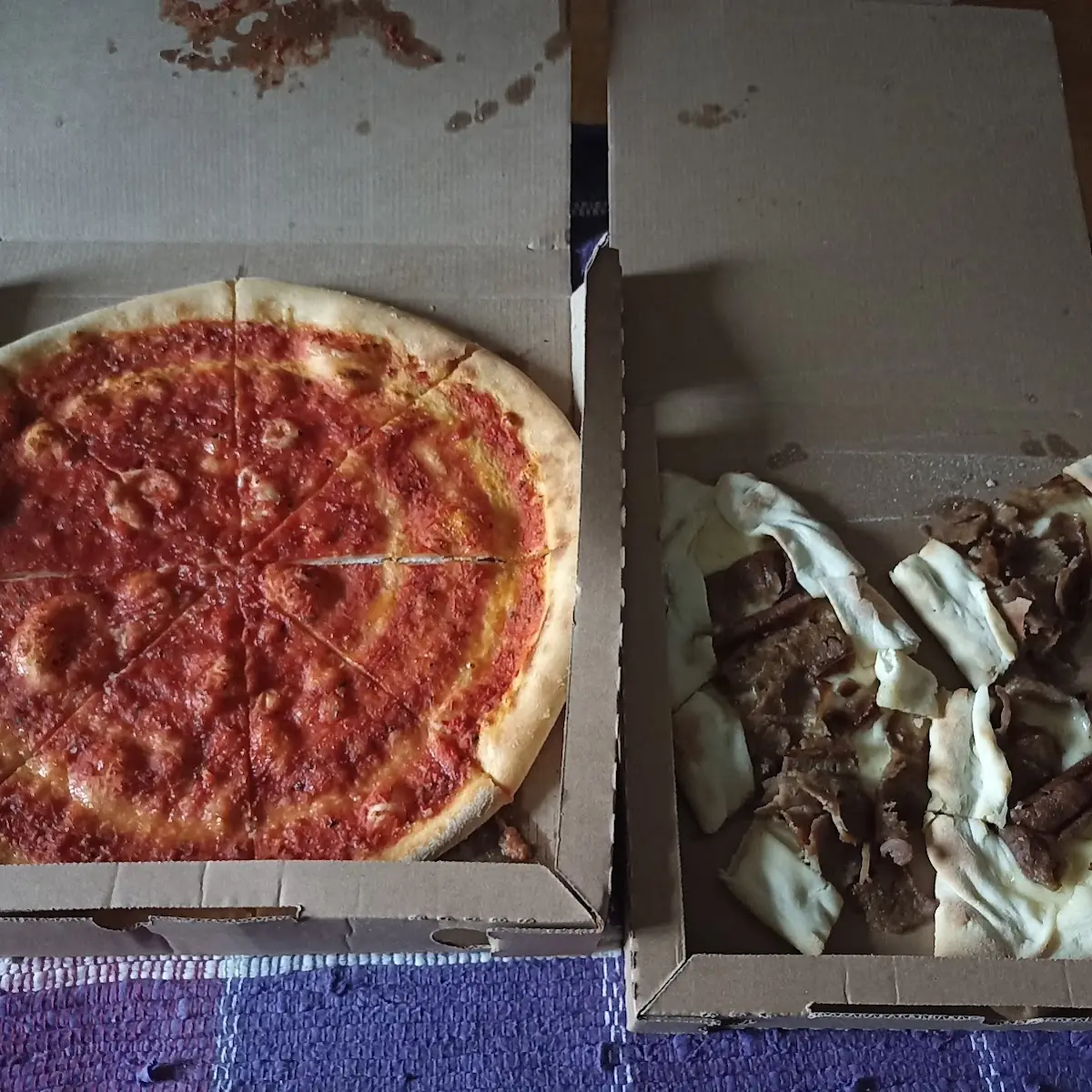 Pizza Marinara & Pide Mit Rindskebab