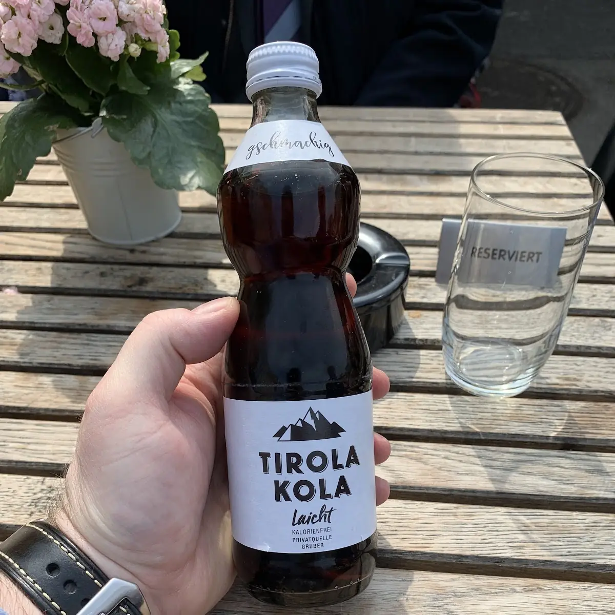 Cola