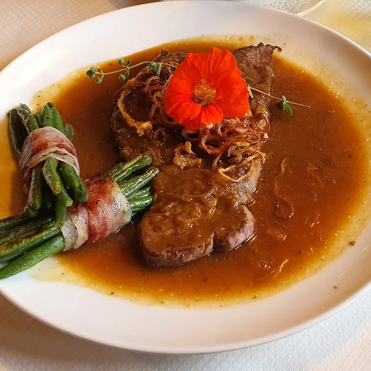 Zwiebelrostbraten