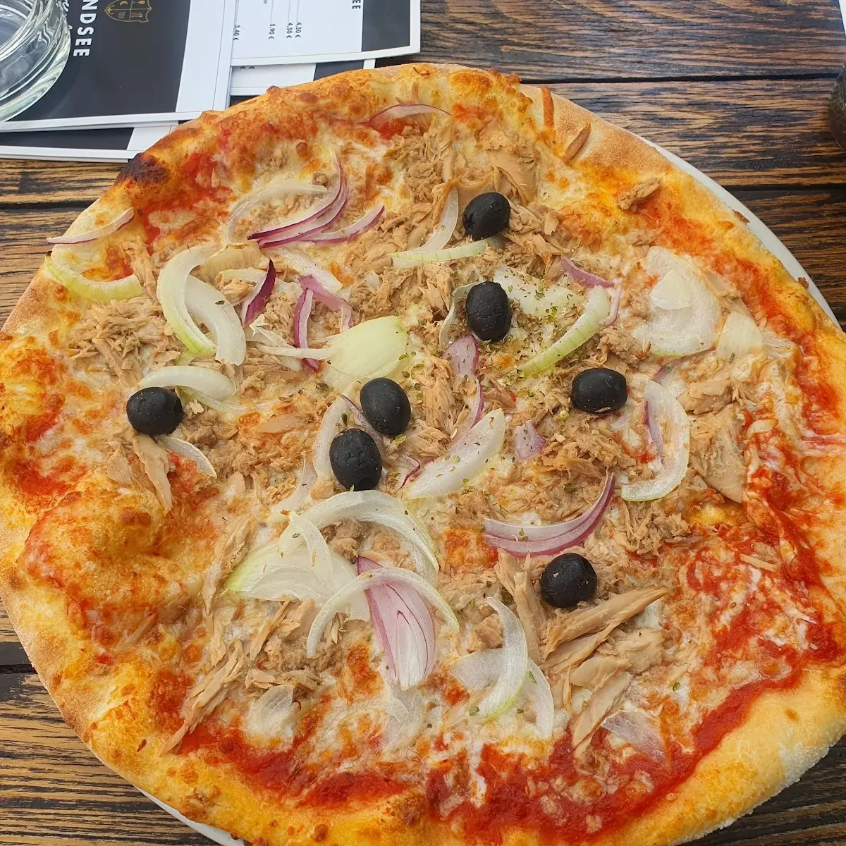Pizza Tonno