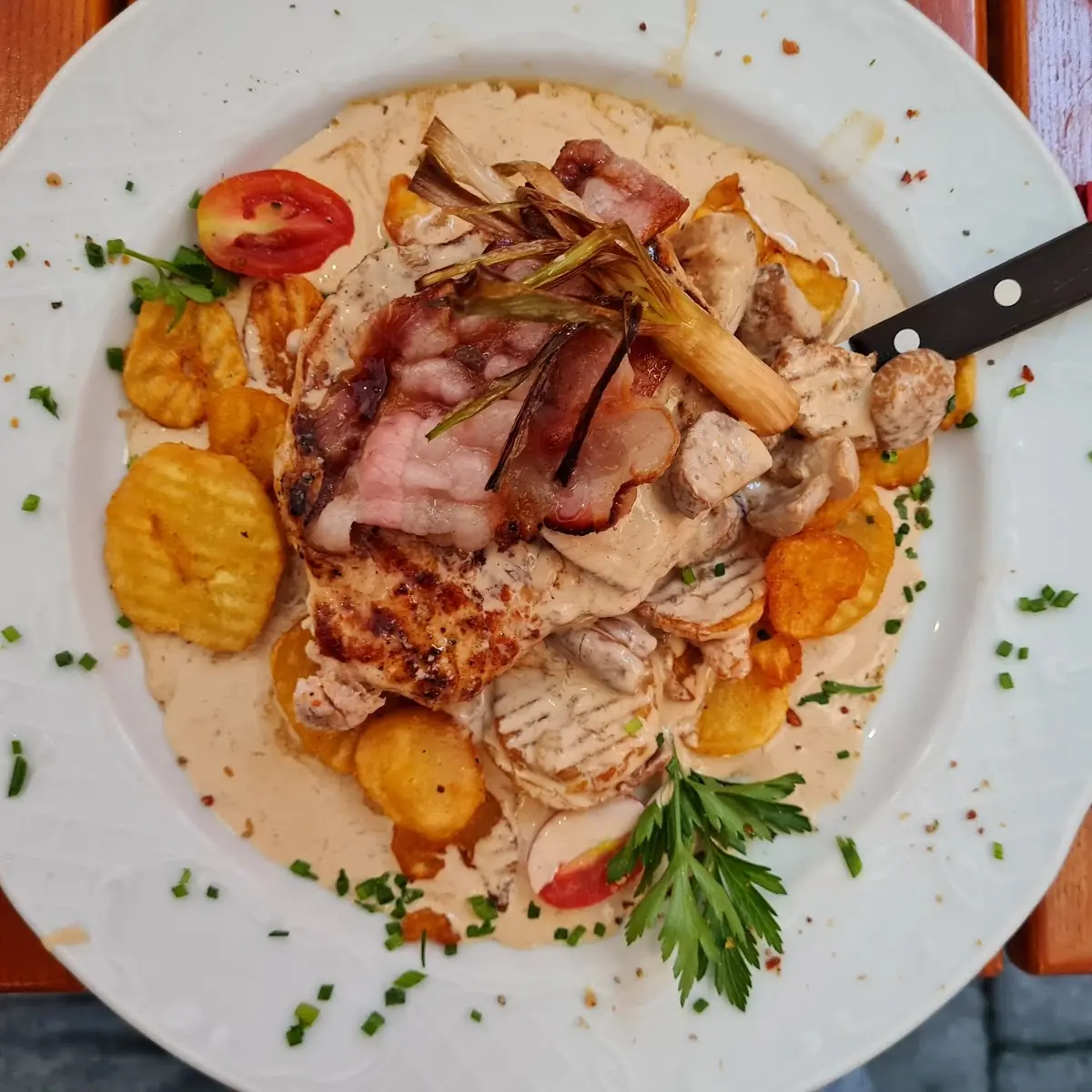 Gegrilltes Zanderfilet Auf Kürbisspaghetti & Blattspinat