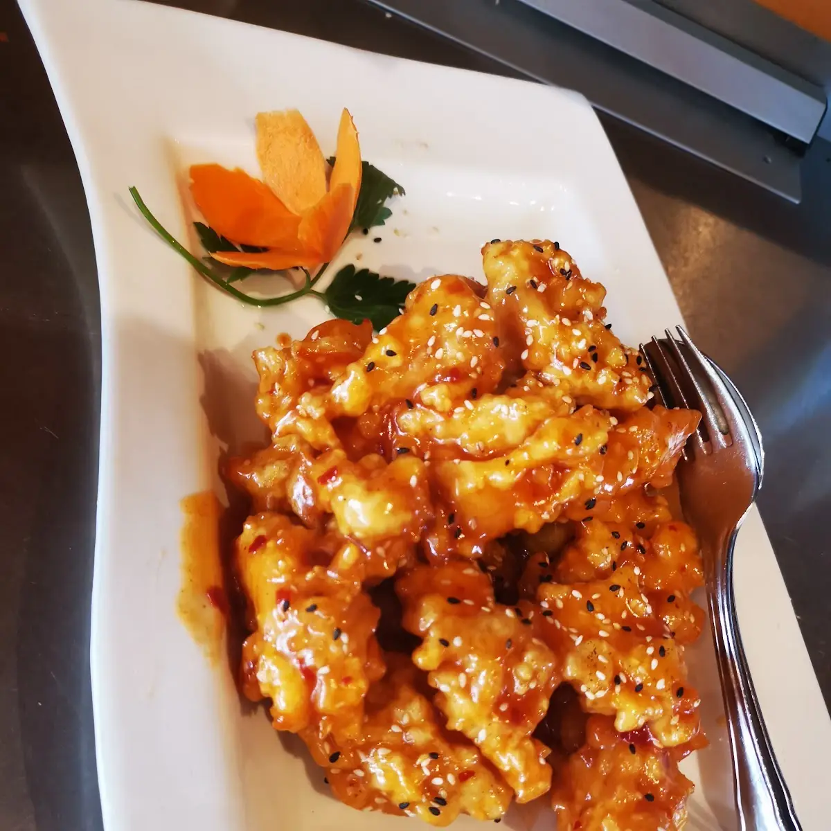 Knusprige Chicken Mit Sesam