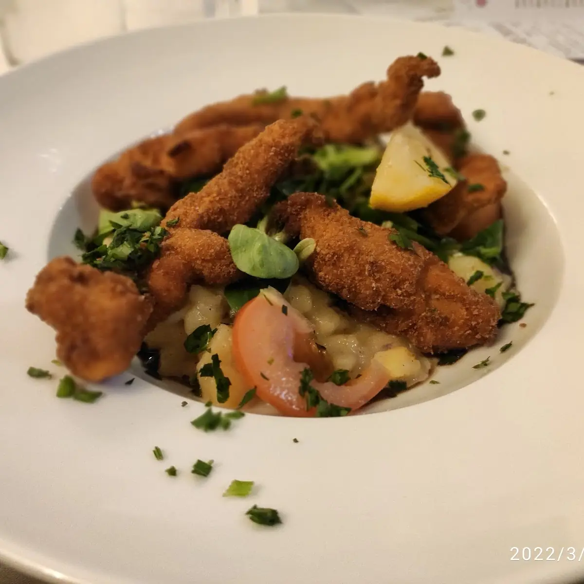 Steirischer Backhendlsalat