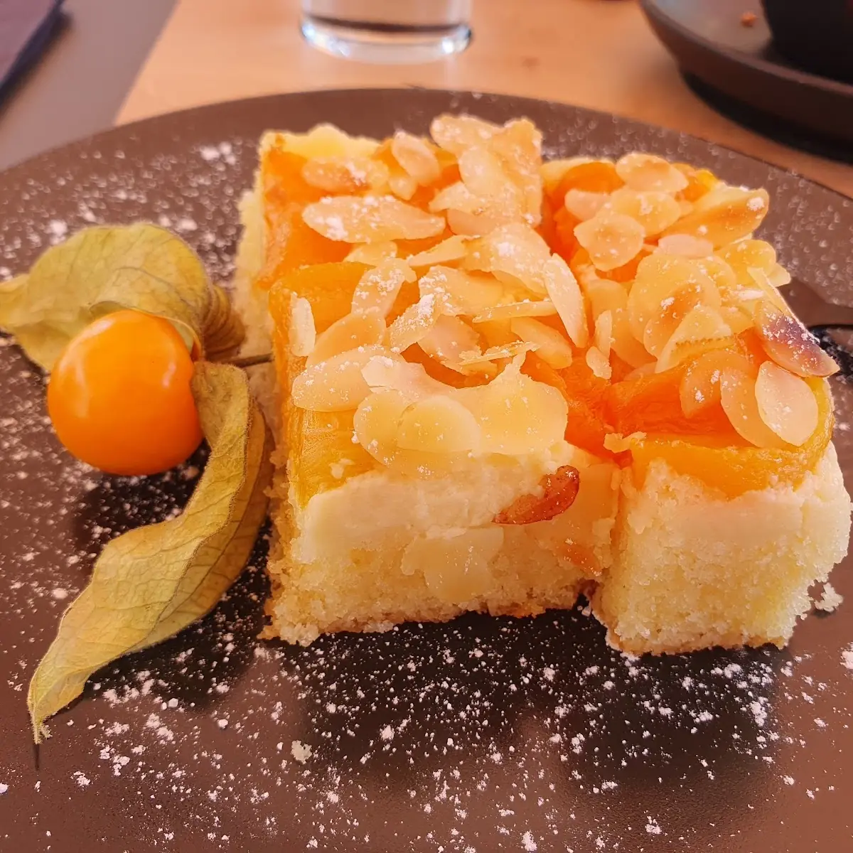 Aprikosenkuchen