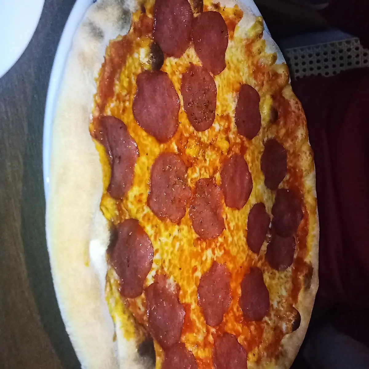 Salami Pizza