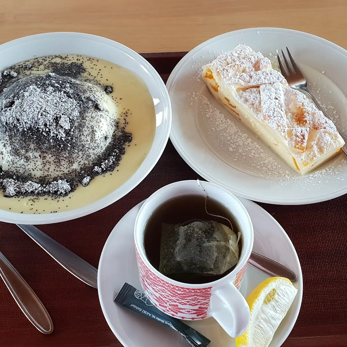 Germknödel Tee Quarkstrudel