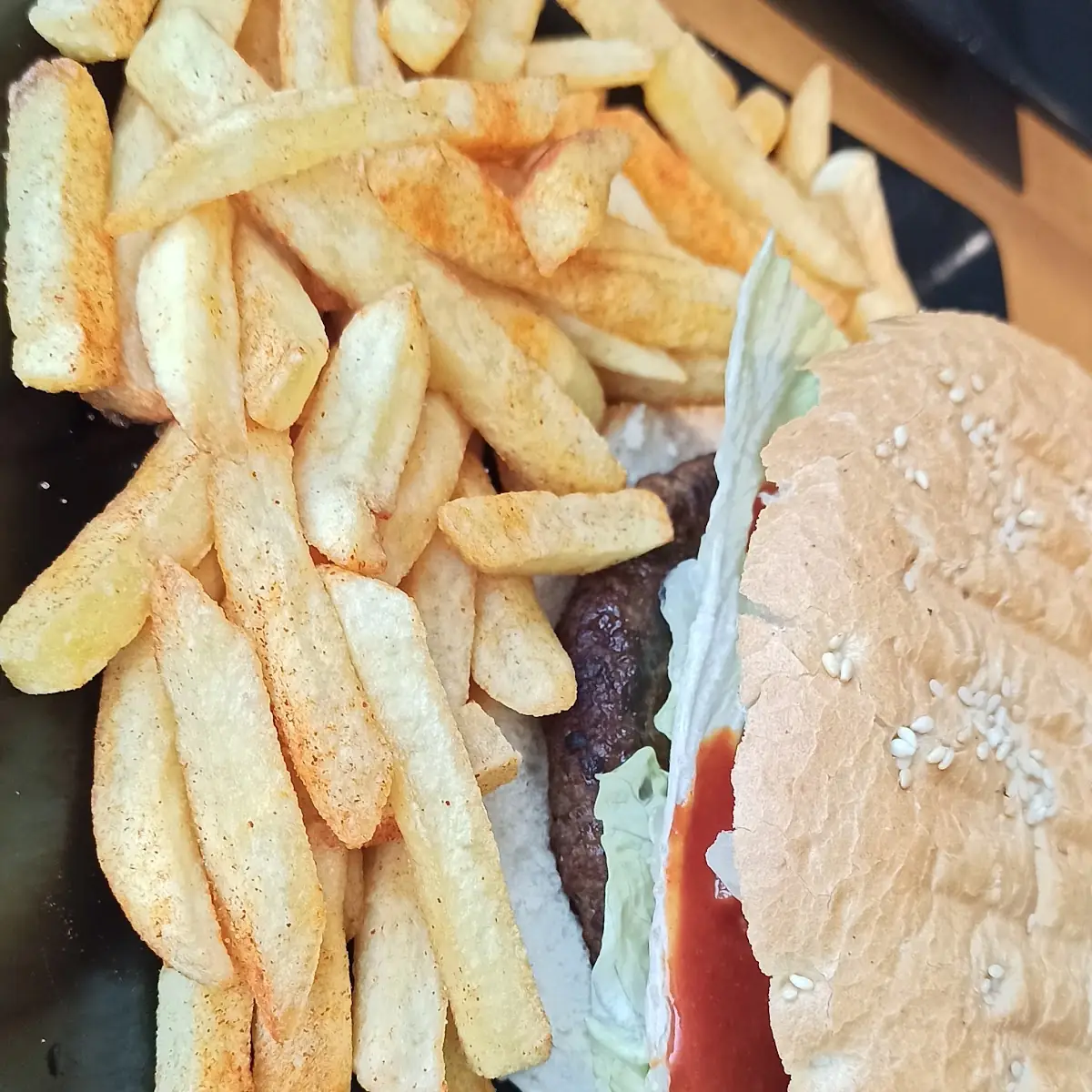 Ofen Ober Burger Mit Pommes