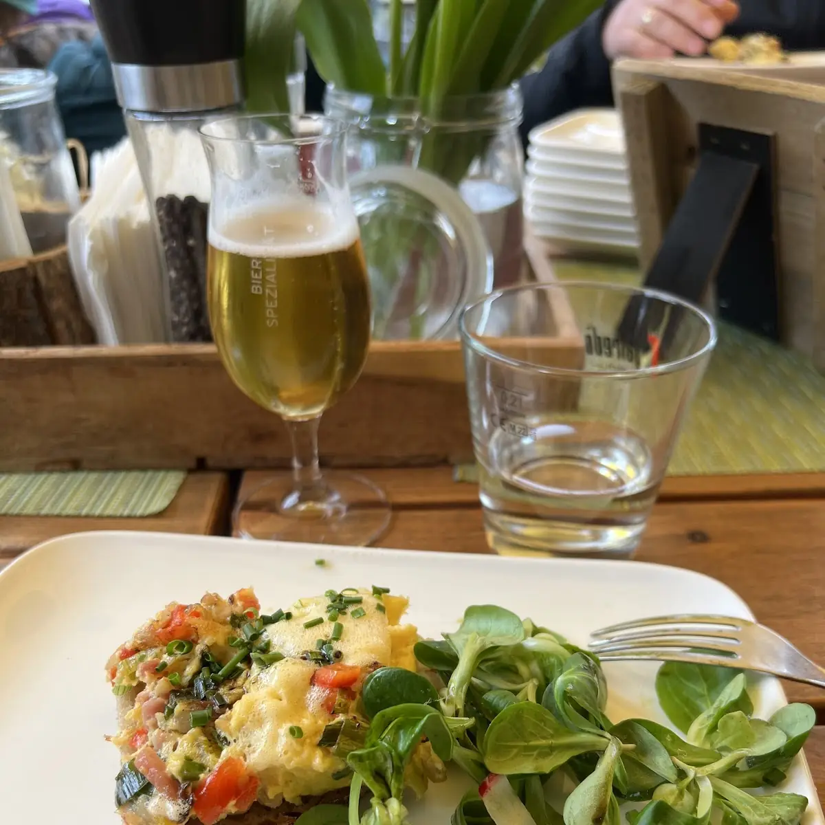 Eierspeisenbrot Mit Vogerlsalat