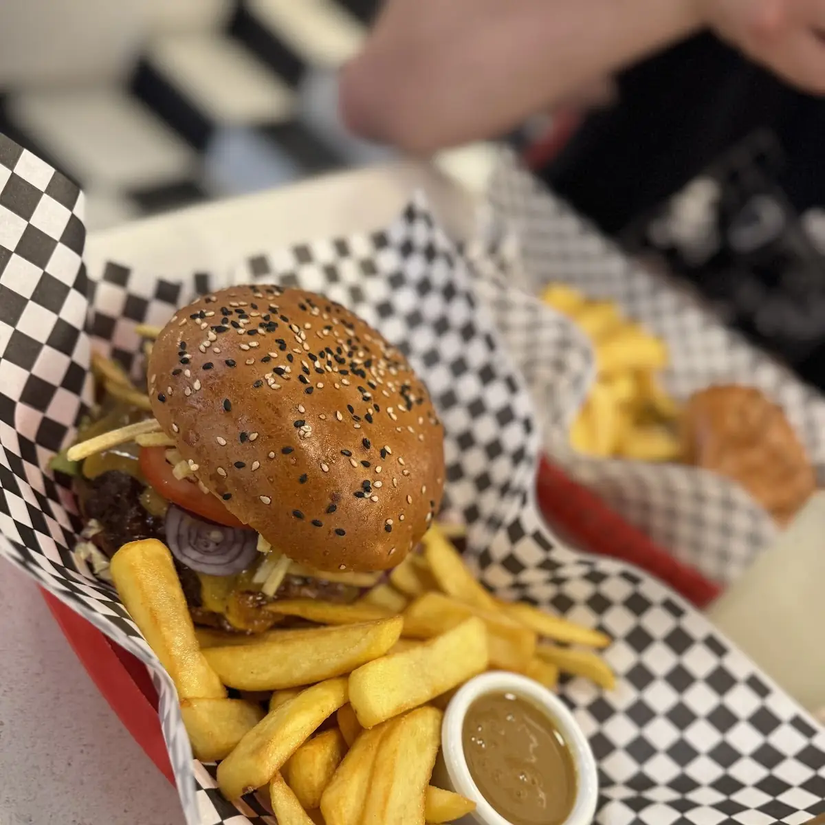 Teddy's BBQ Burger