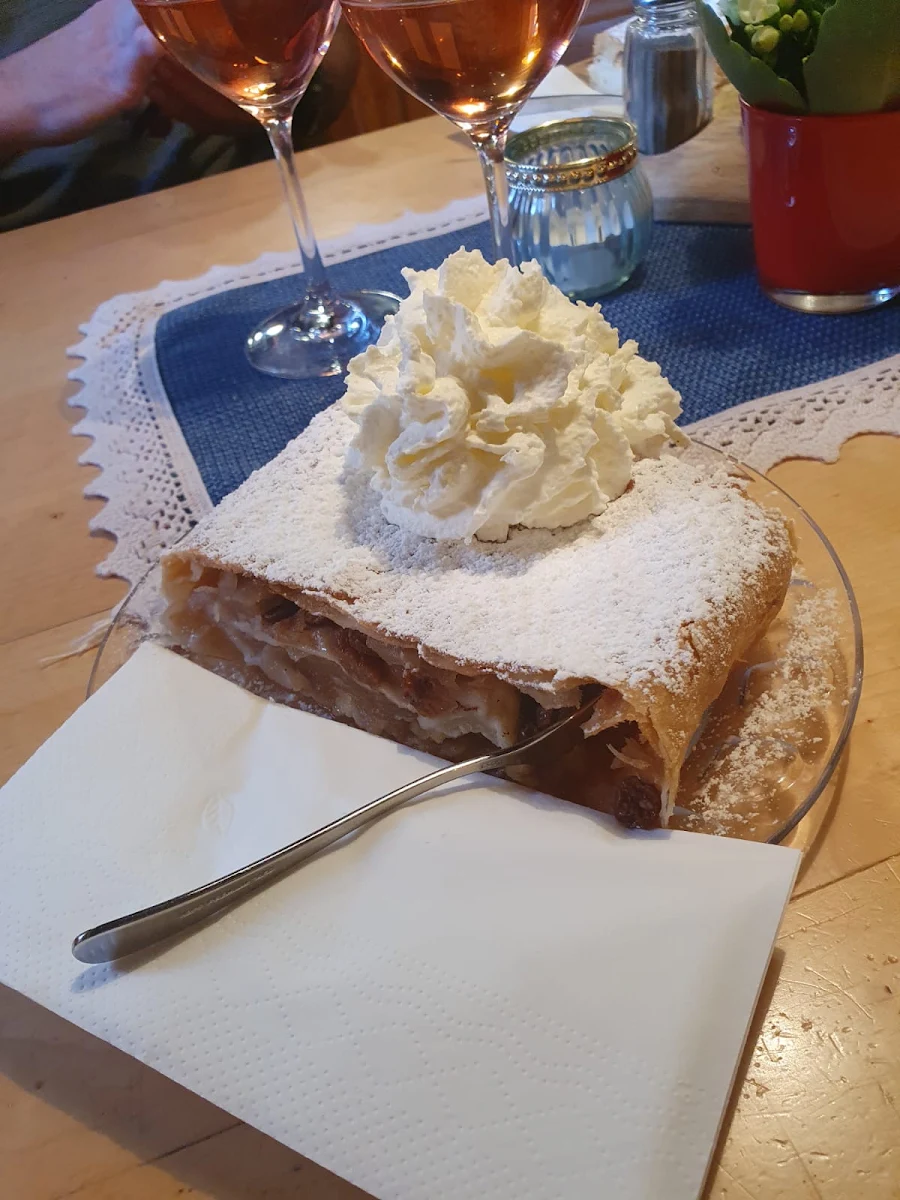 Apfelstrudel