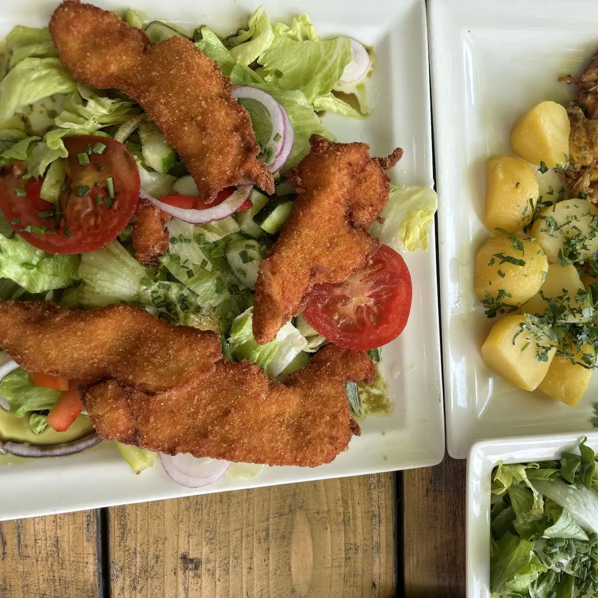 Steirischer Backhendlsalat
