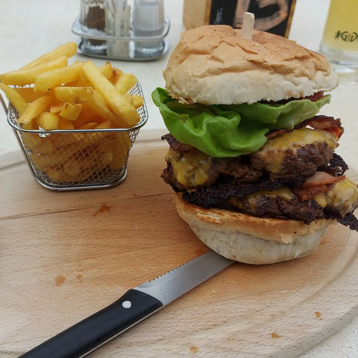 Doppel Cheeseburger