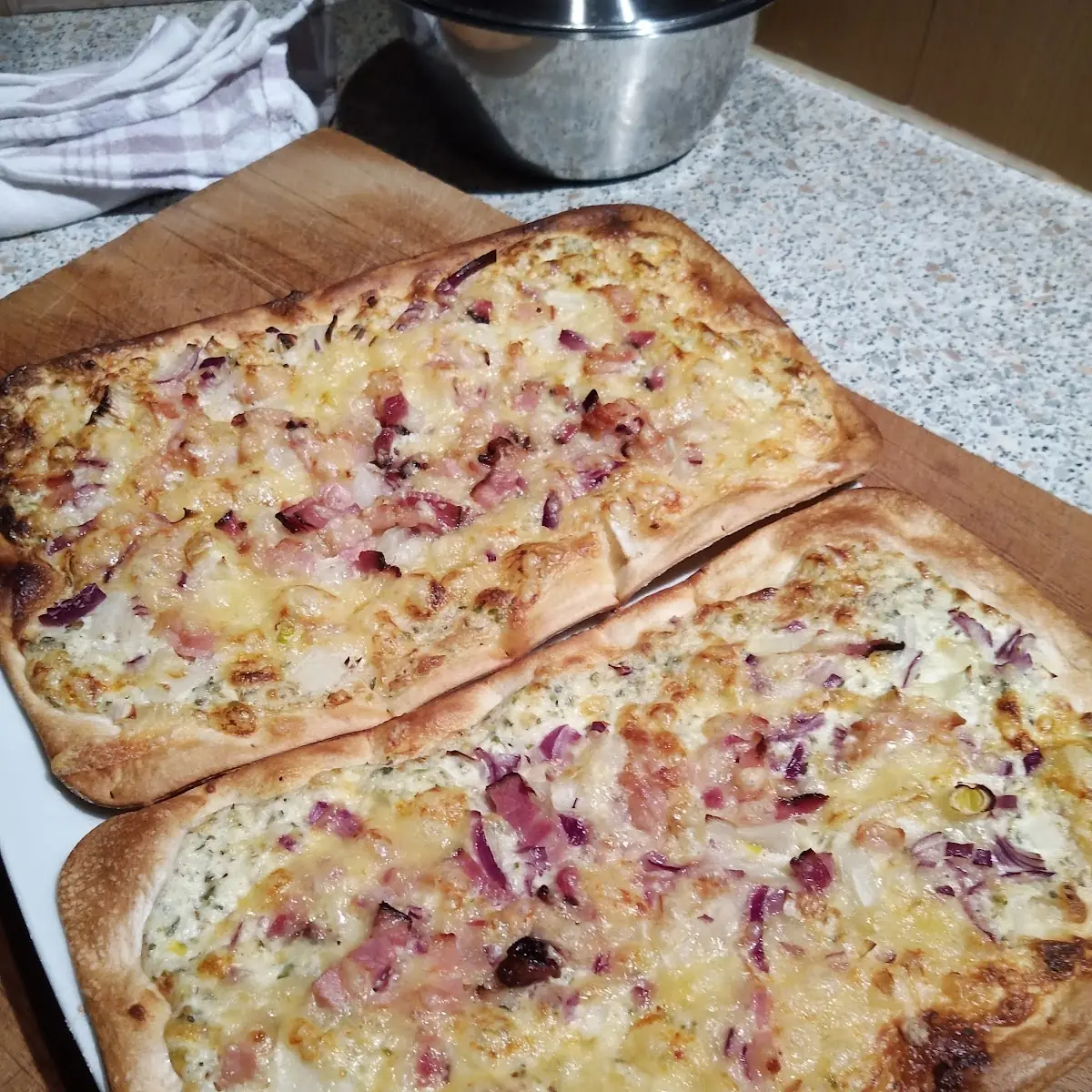 Elsässer Flammkuchen