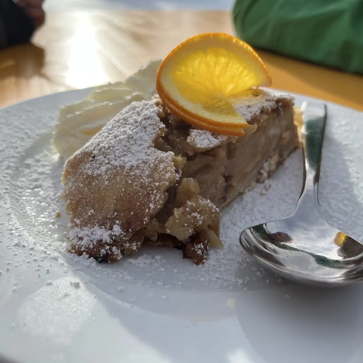 Warmer Apfelstrudel