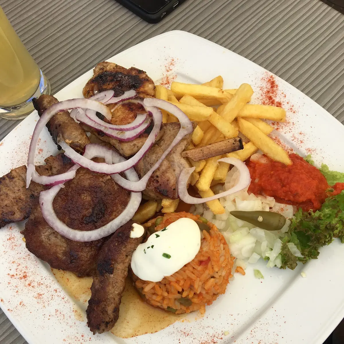 Cevapcici Mit Pommes Frites