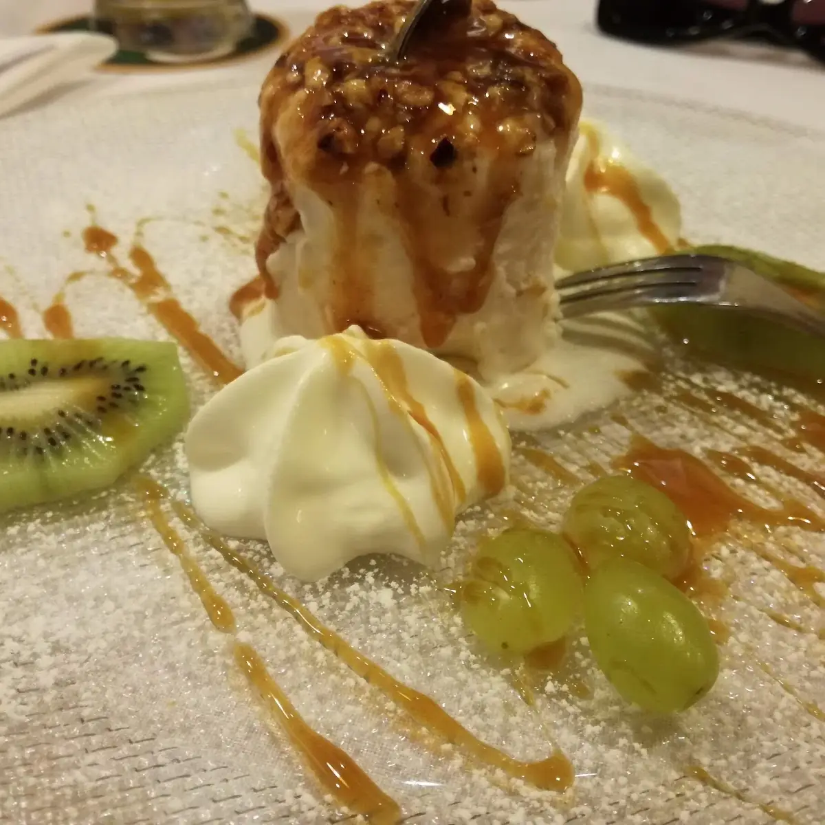 Parfait Mit Karamelnüssen