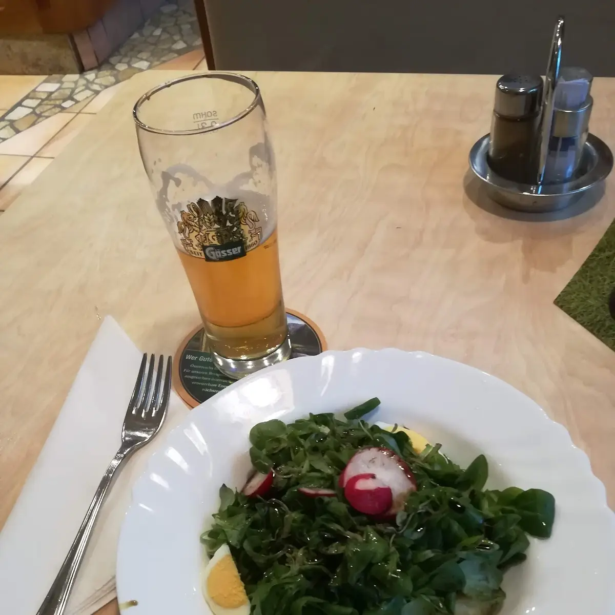 Vogerlsalat Mit Bier