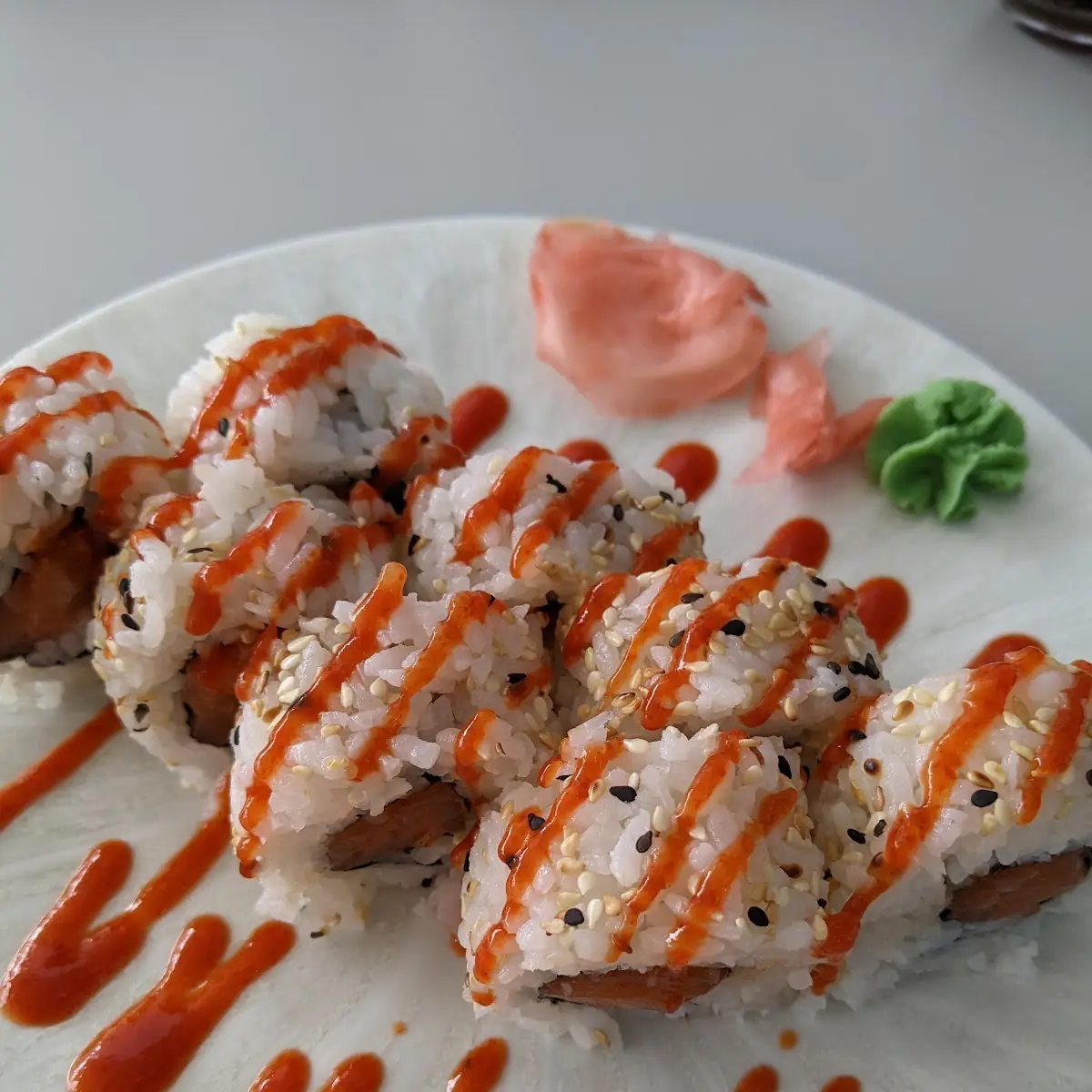 Spicy Salmon Roll