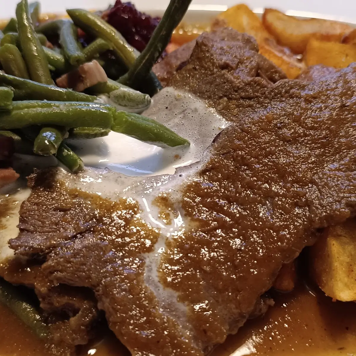 Hirschbraten