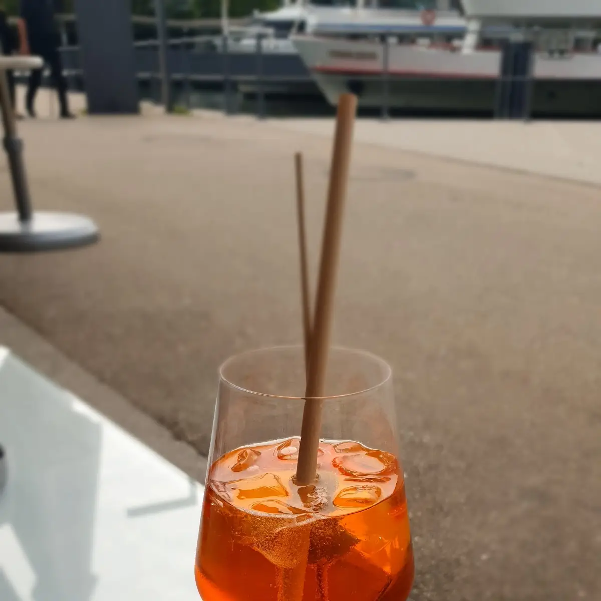Aperol Spritz Und Weisswein