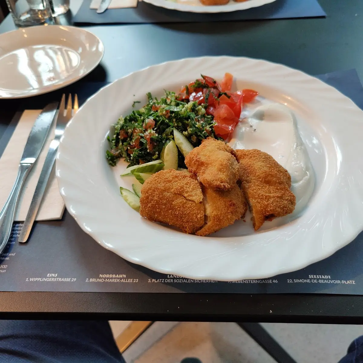 Backhendl Meets Orient
