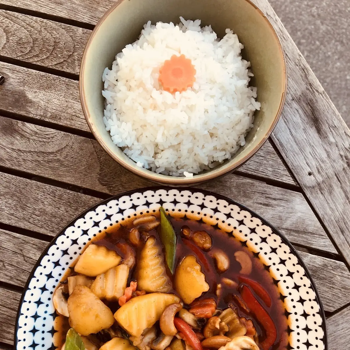 Gai Pad Met Mamuang