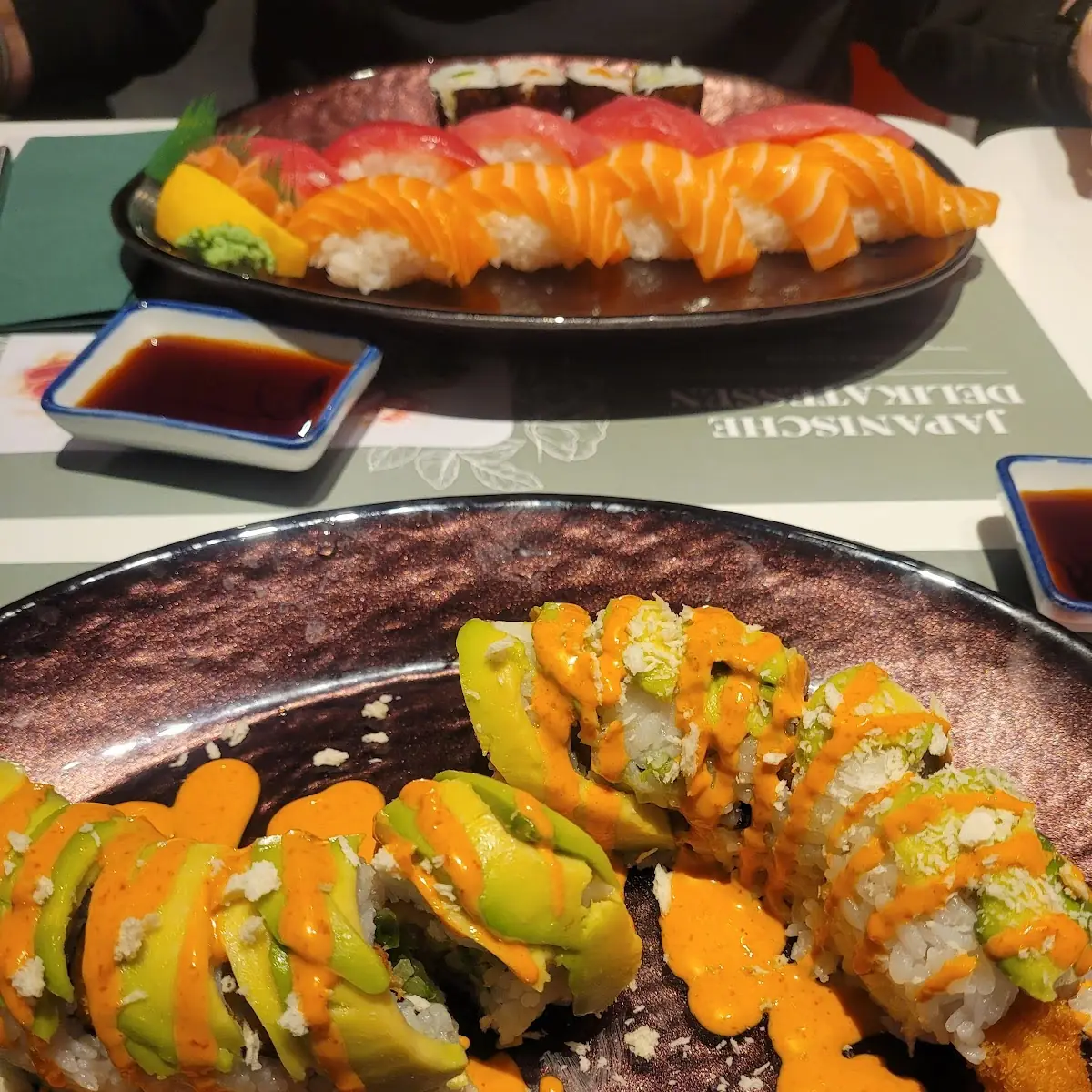 Maki Rolls