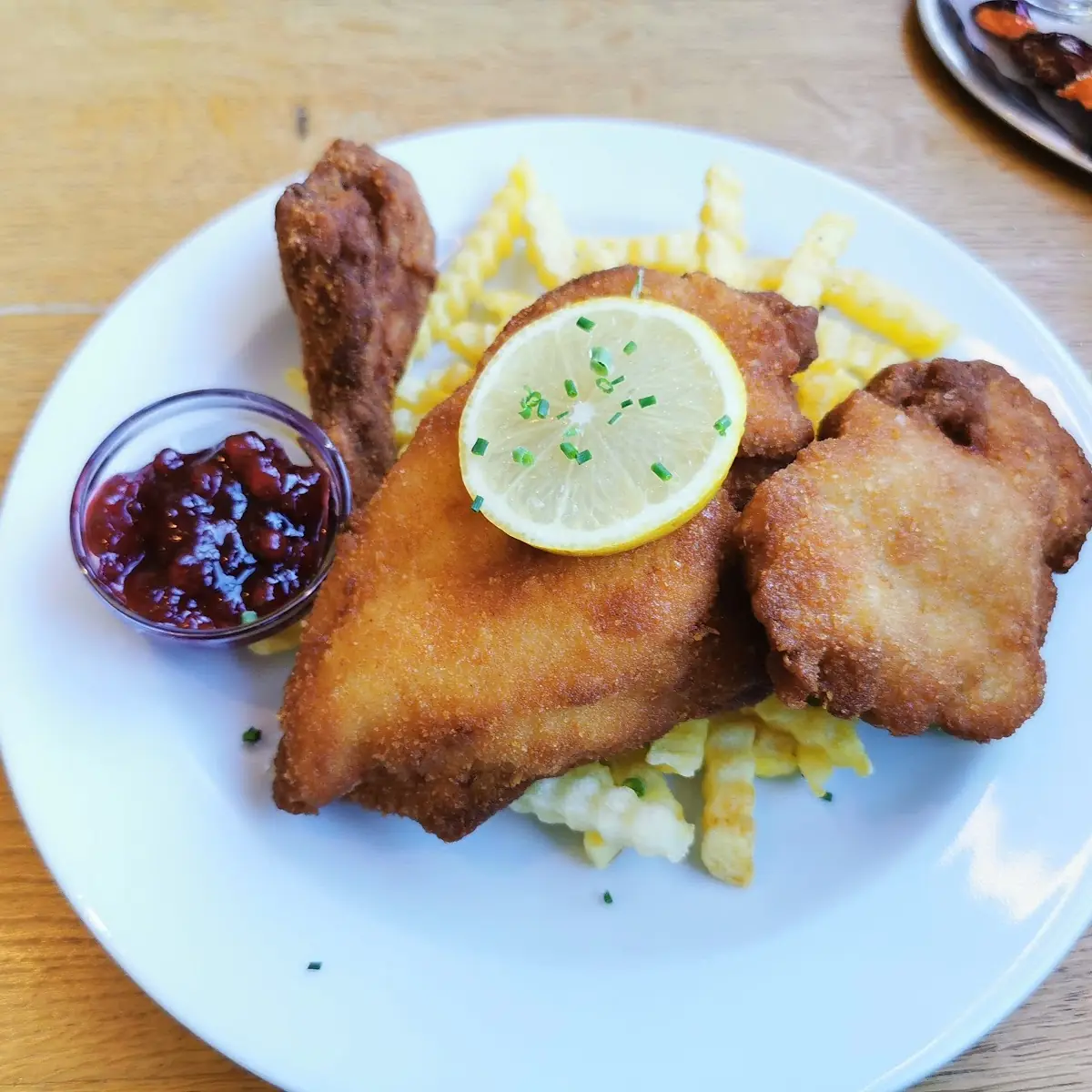 Schnitzel Mit Pommes
