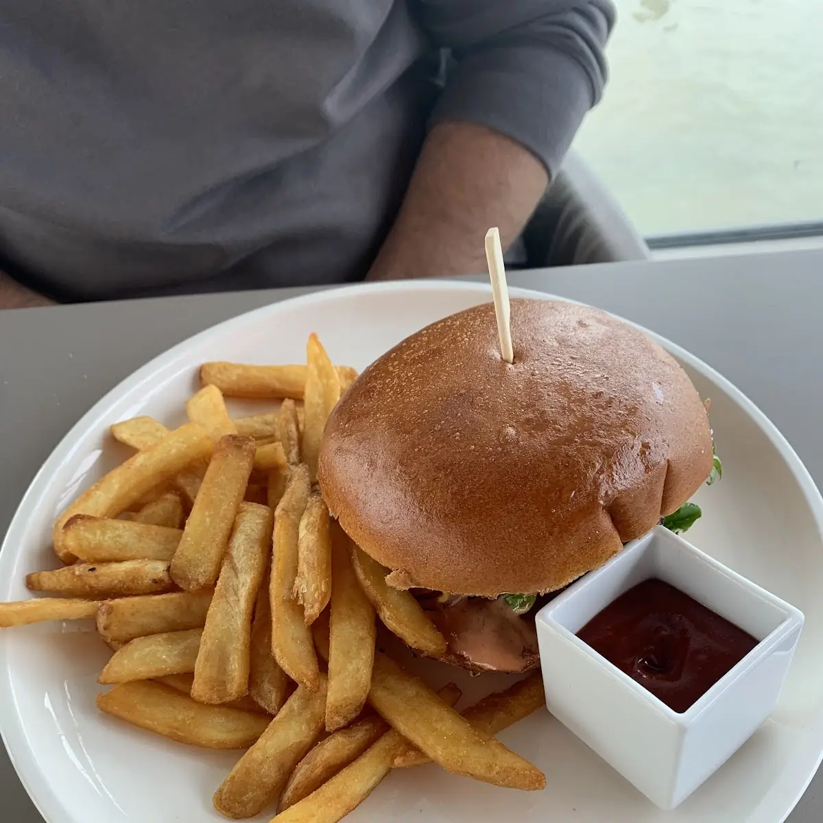 Mole Burger