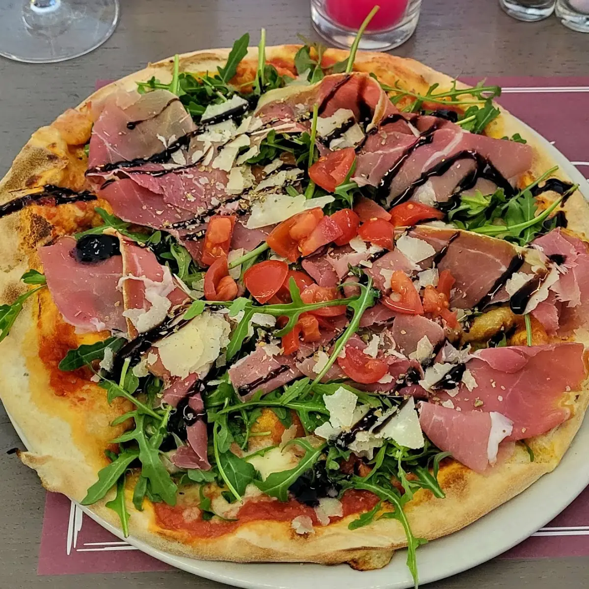 Pizza Rucola E Prosciutto Di Parma